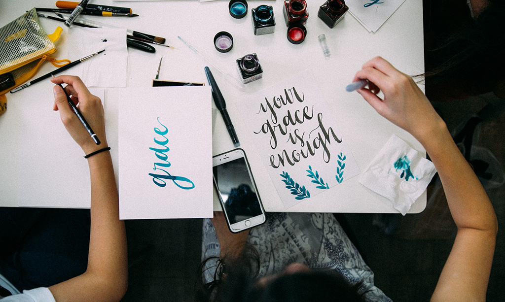 Janelle-feature-(lettering)